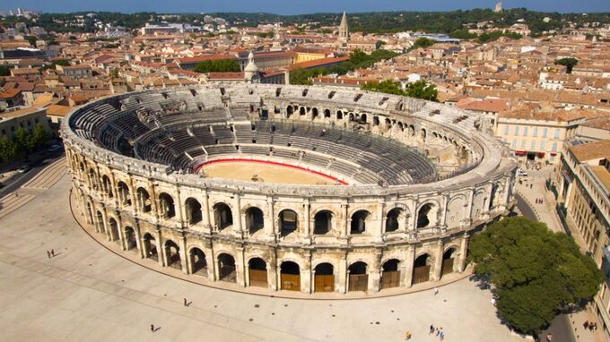 nimes-.jpg